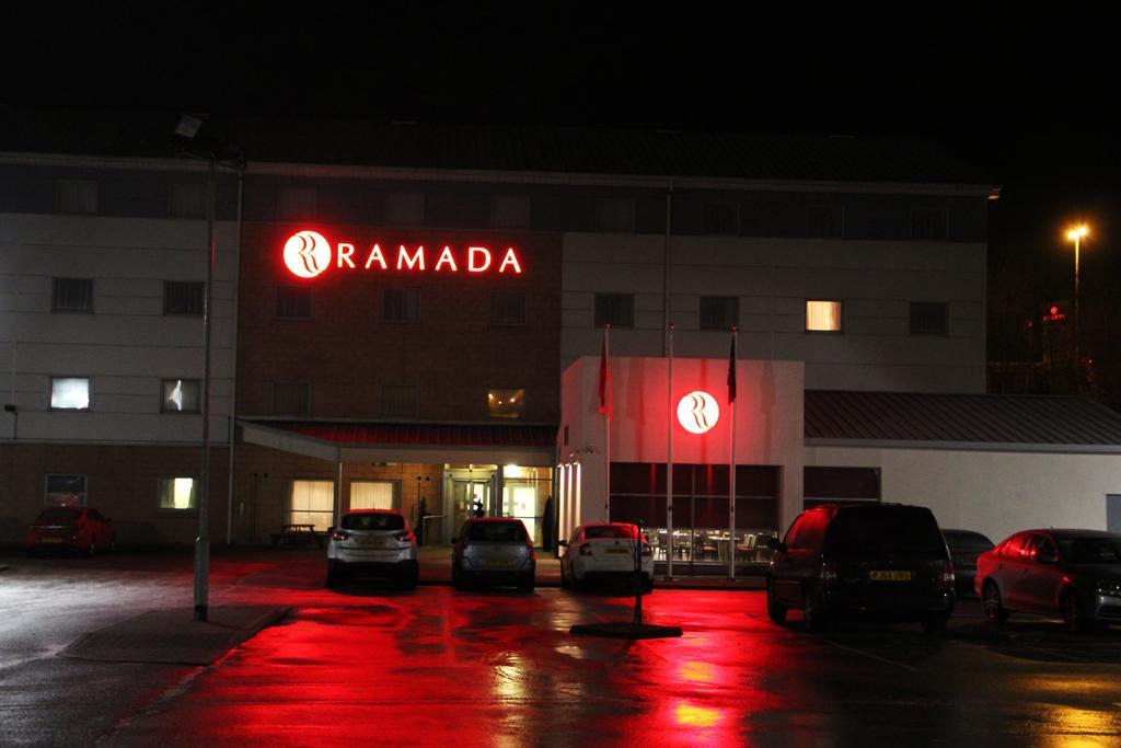 Ramada Wakefield Hotel Exterior photo