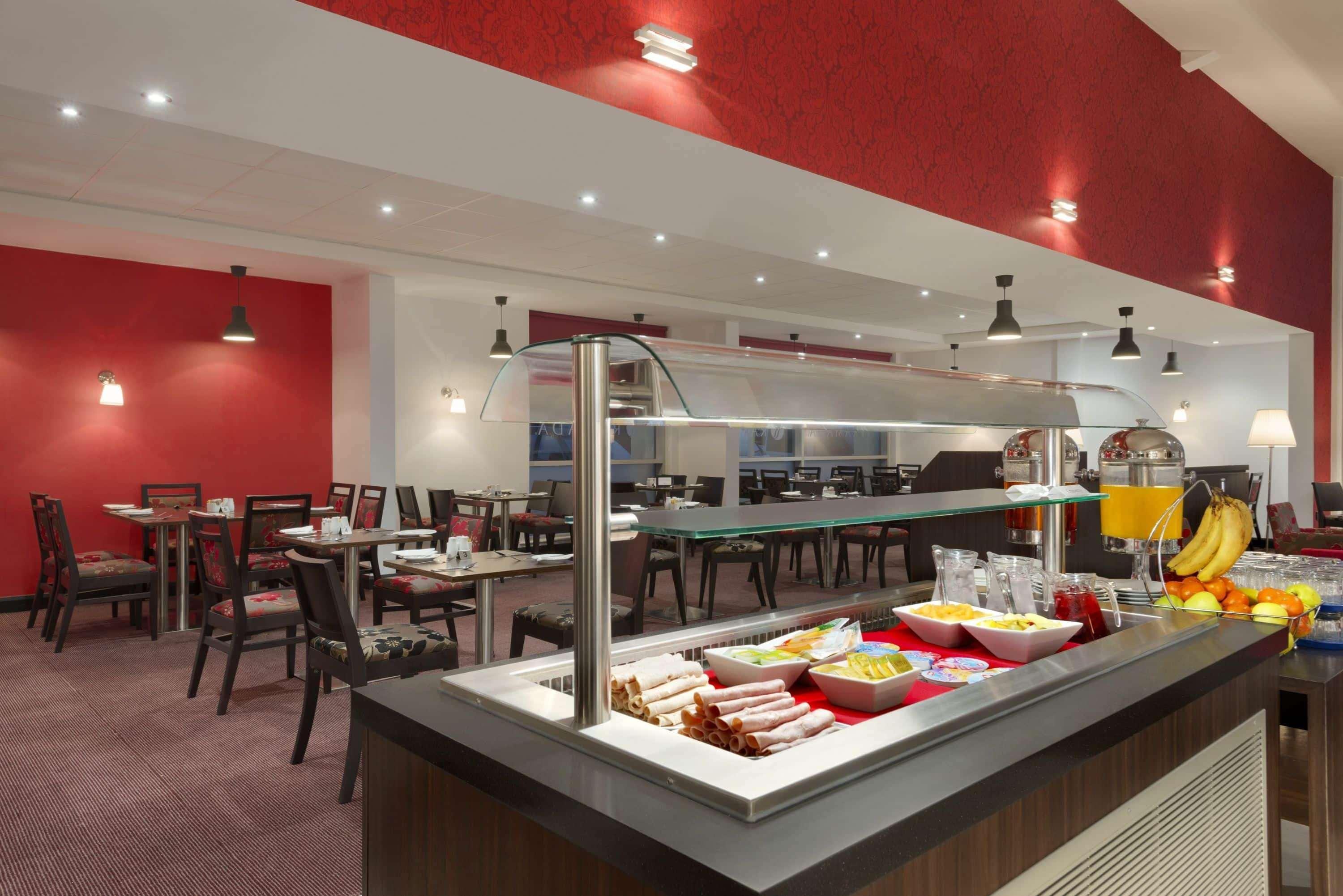 Ramada Wakefield Hotel Exterior photo
